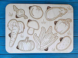 Дерев'яний сортер з овочами