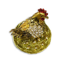 Скринька зі стразами курка в гнізді 00140