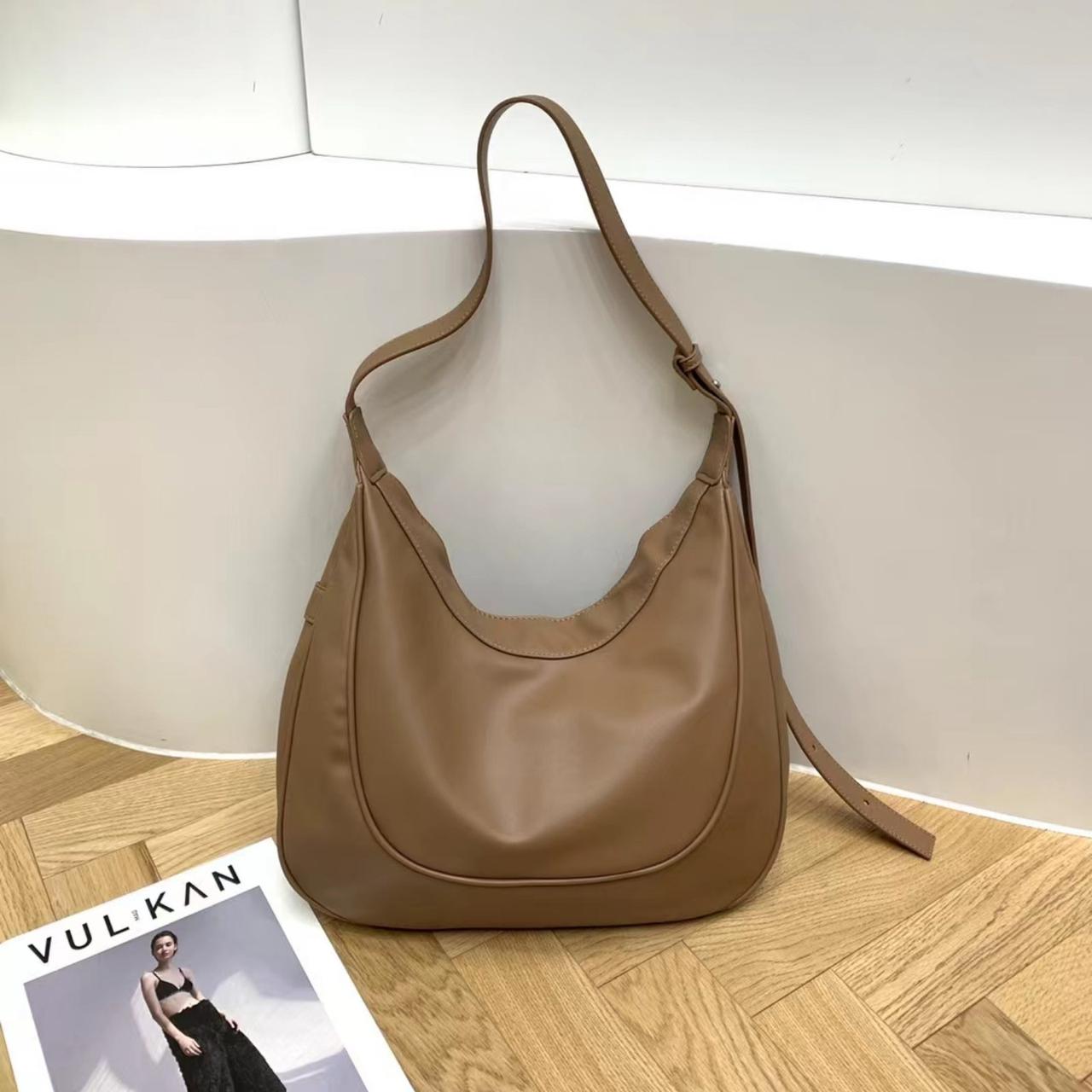 Сумка жіноча через плече Goodyfun GF-8779 коричнева, фото 1