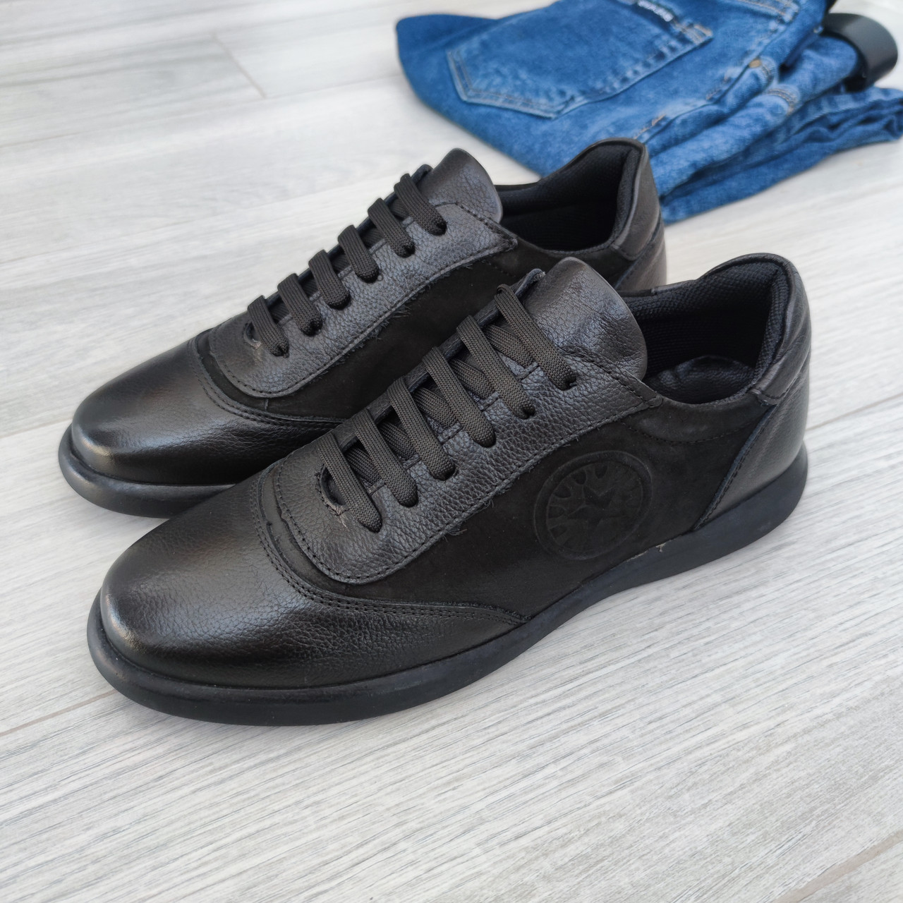 Неперевершені чорні кеди Luciano 40 розмір, фото 1