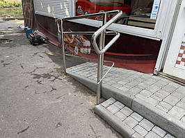 Перила для лестницы на улице. Перила лестницы крыльца. Ограждение пандуса. 4