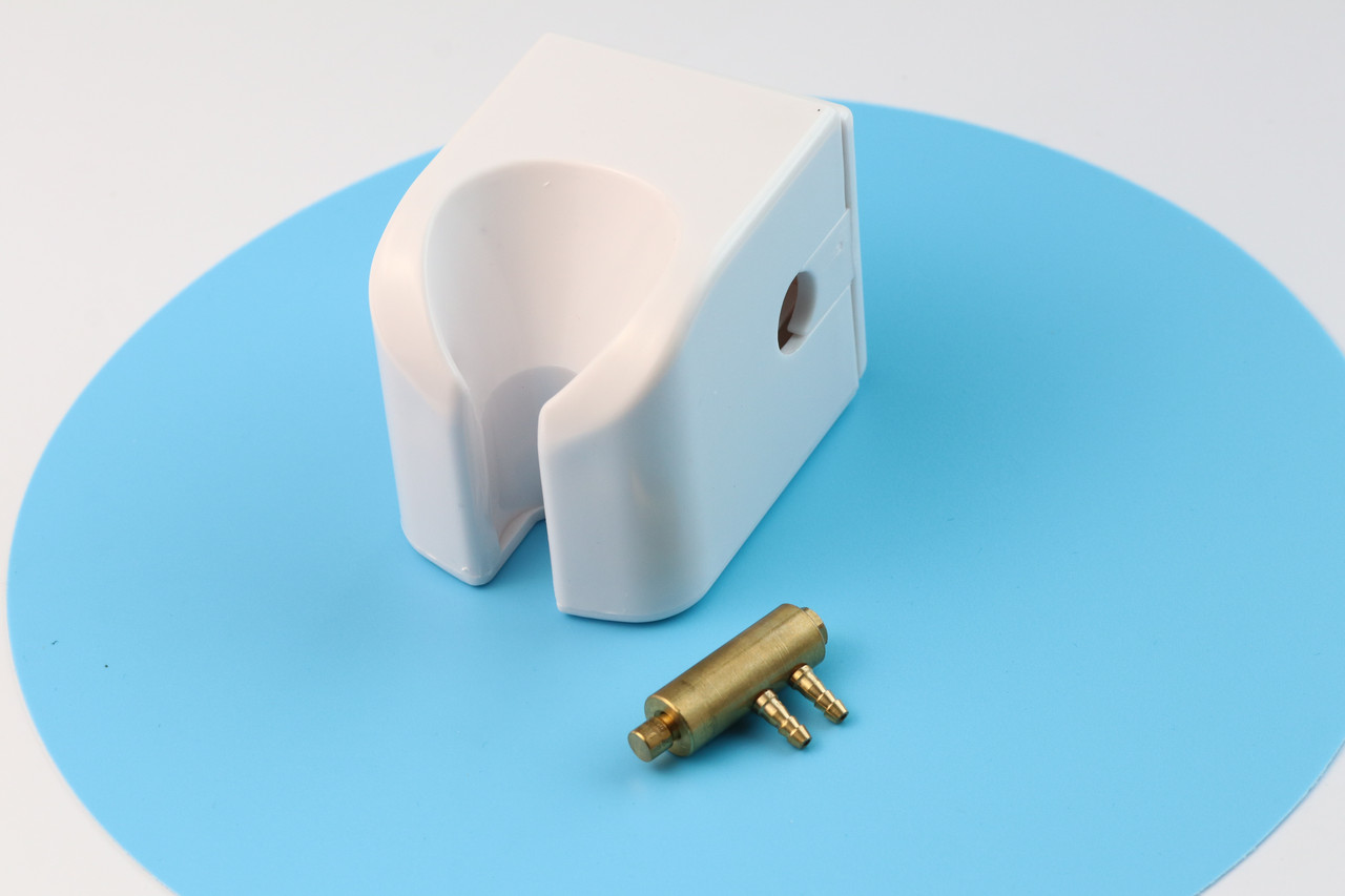 Кронштейн на установку с клапаном