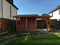 Альтанка з господарчим блоком