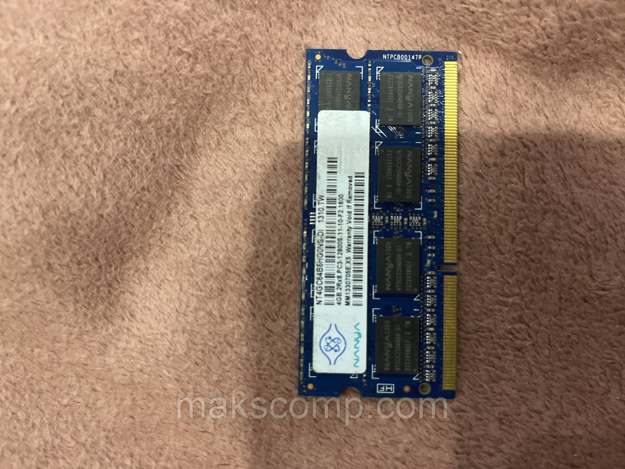 Пам'ять NANYA 4Gb So-DIMM PC3-12800S DDR3-1600 1.5v