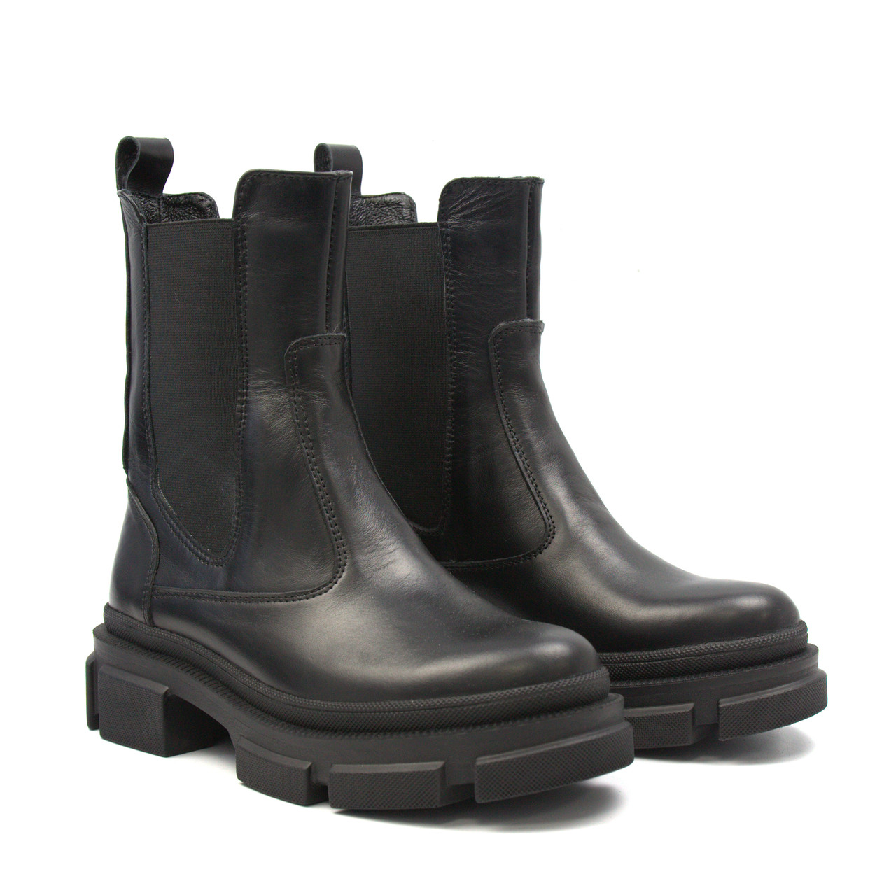 Челсі чорні шкіряні на байці жіноче взуття демісезонне COSMO Shoes New Chelsea Black Leather