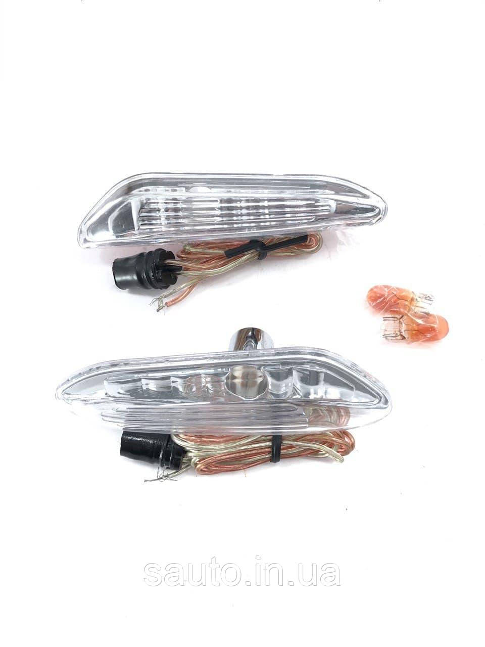 12 Вольт. Повторювачі поворотів, комплект, універсальні, на крило, накладні