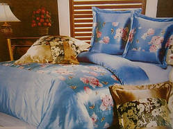 Ніжно-блакитна атласна постільна білизна