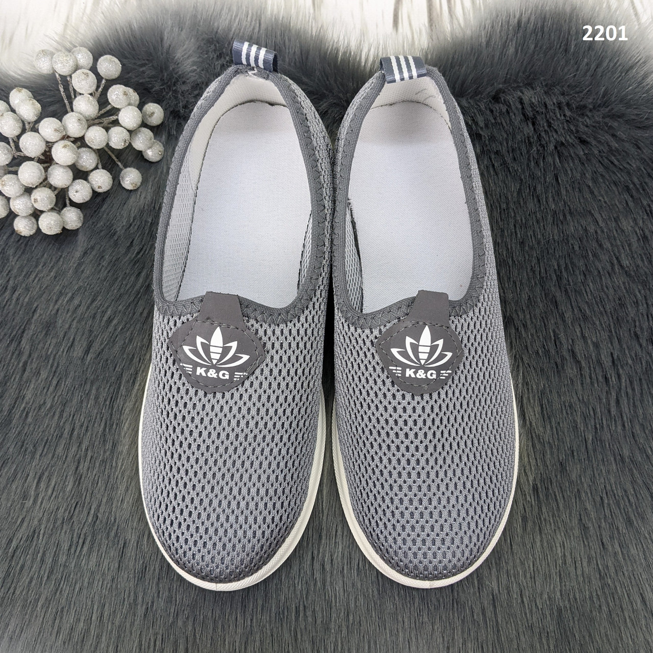 Жіночі текстильні мокасини злипони К-G сірого кольору, фото 1