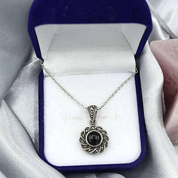 Срібний кулон з крапельним сріблом та гагатом