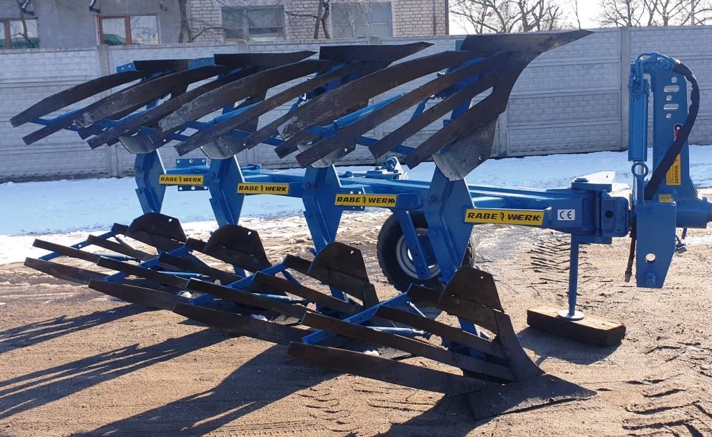 Плуг обертовий 4-корпусний RabeWerk Star 140C