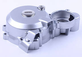 Кришка двигуна. Картер. Болти варіатора