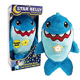 М'яка плюшева іграшка нічник проєктор Star Belly Dream Lites Puppy Shark LED-підсвітка Акуленя синій, фото 5