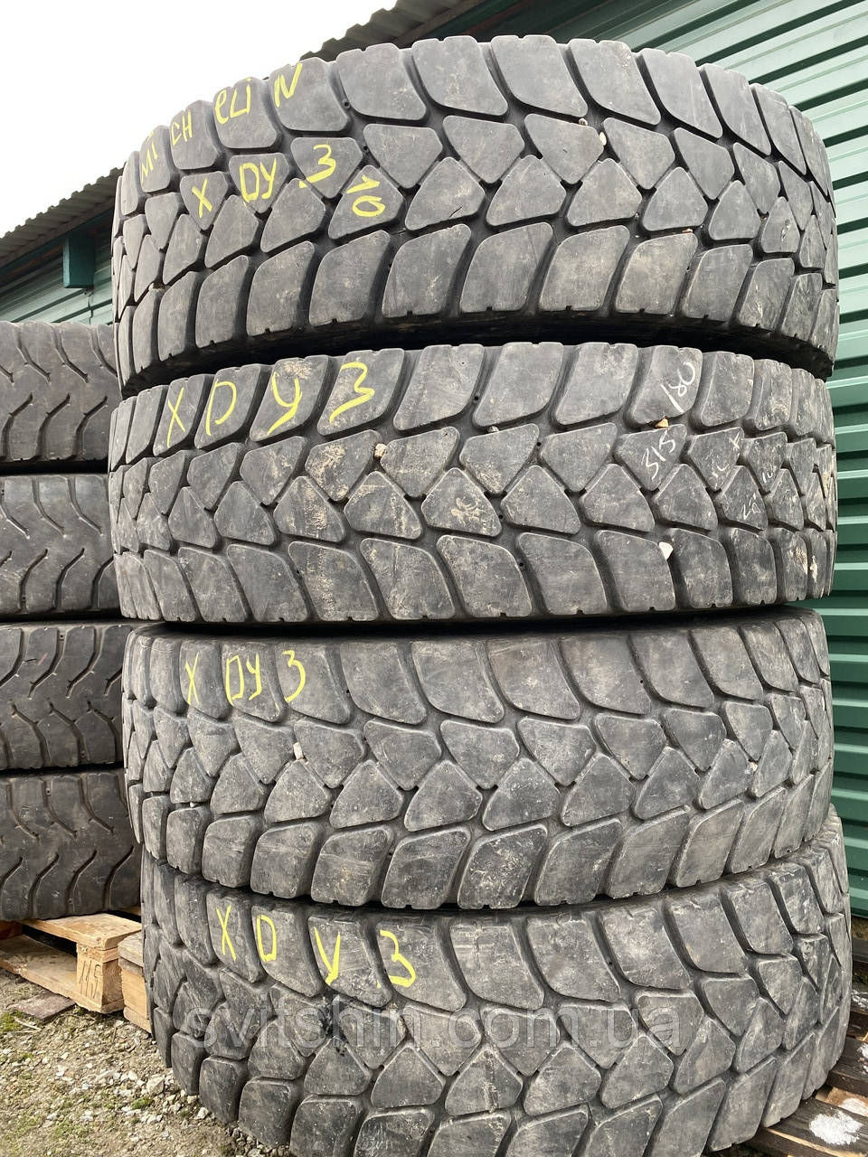 Вантажні шини 315/80R22.5 156/150K Michelin XDY3 (15MM) Ведуча вісь