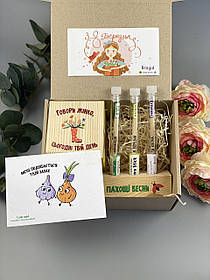 Набір з олівцями з нанесенням "Від березневого кота"