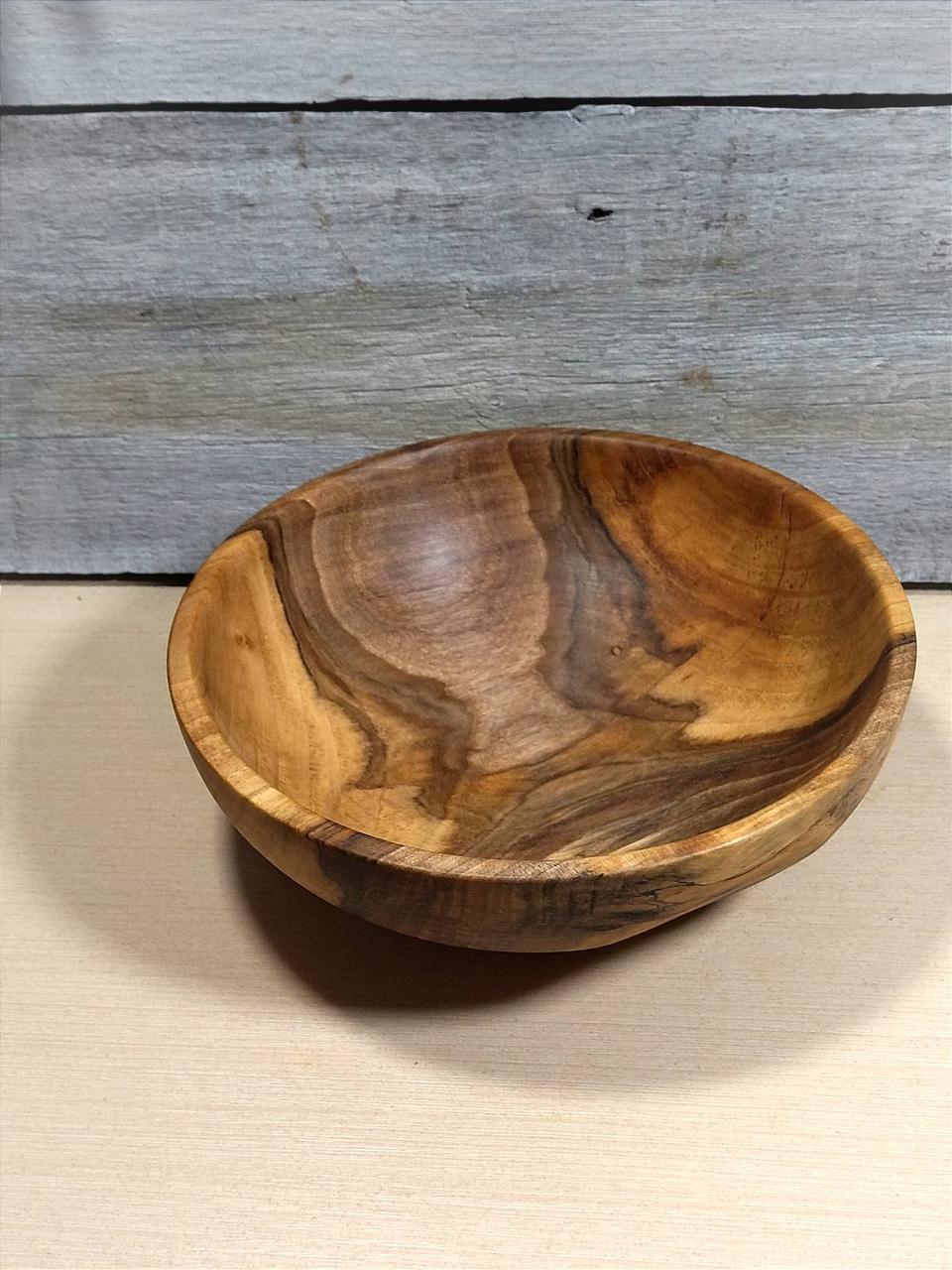 Тарілка дерев'яна, салатник ручної роботи (горіх)