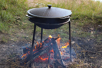 Чавунний казан 8 літрів із кришкою Brizoll. Казан вок чавунний + Тренога