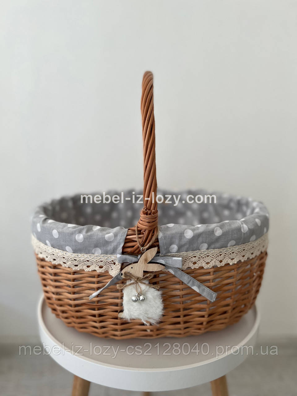 Плетений кошик з лози з тканиною (30*40)