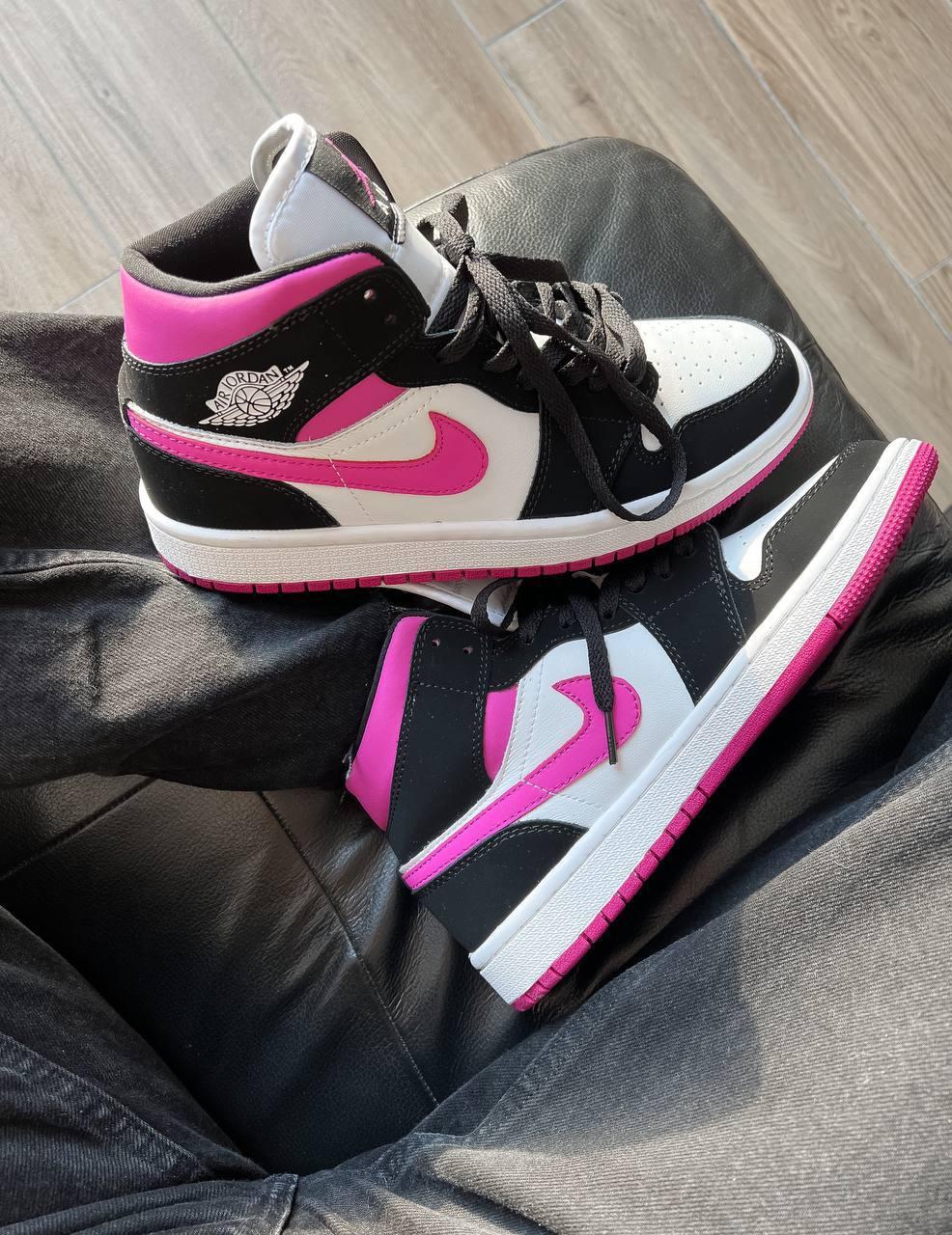 Жіночі кросівки Nike Air Jordan Retro 1 Mid Magenta Black White Pink | Найк Аір Джордан 1 Чорні
