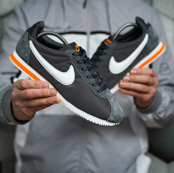 Nike Cortez gray