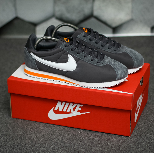 Nike Cortez gray