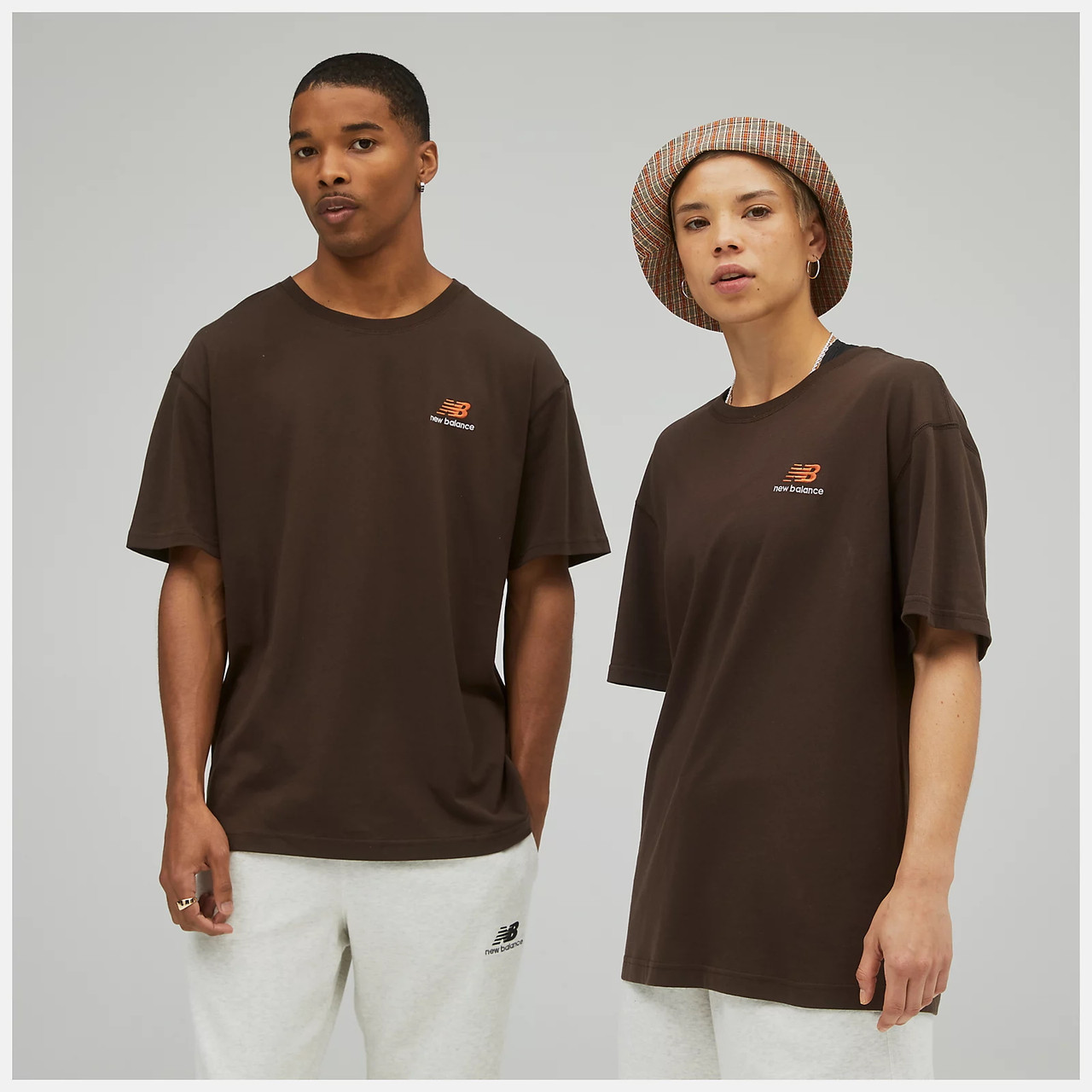 Футболка уніс. New Balance Essentials uni арт.UT21503RHE колір: коричневий