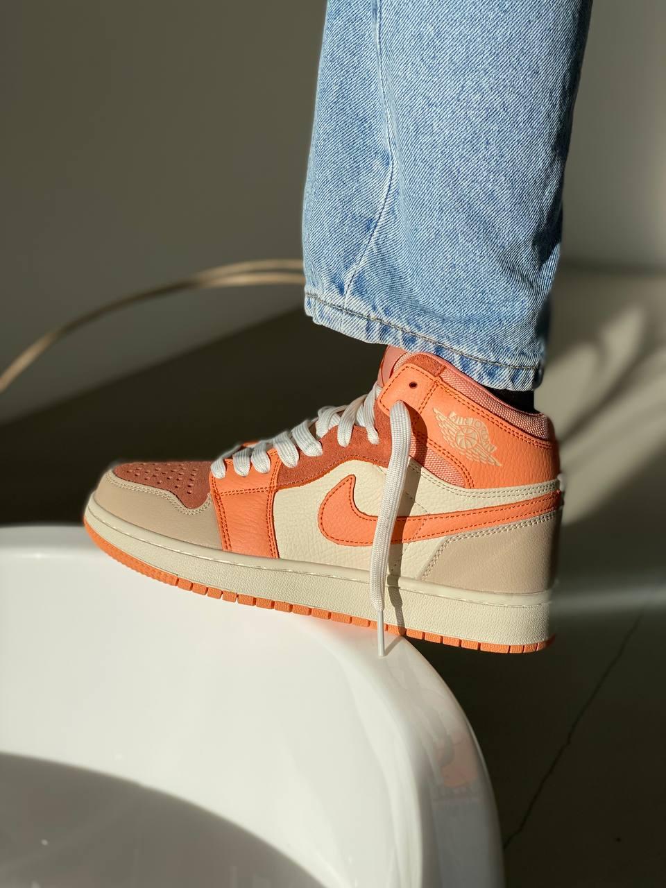 Жіночі кросівки Nike Air Jordan 1 Retro Rose Orange | Найк Аір Джордан 1