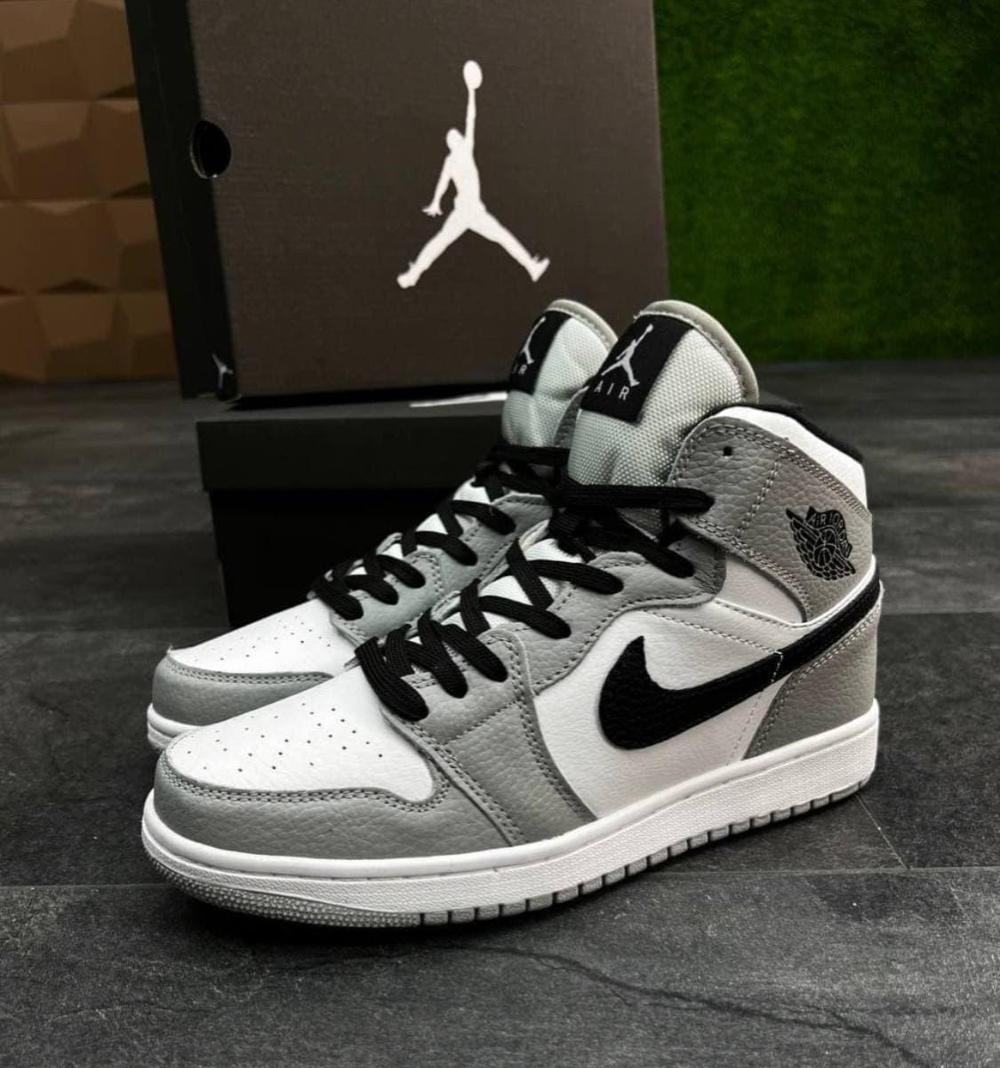 Мужские и женские кроссовки Nike Air Jordan 1 High Retro Night Gray ...