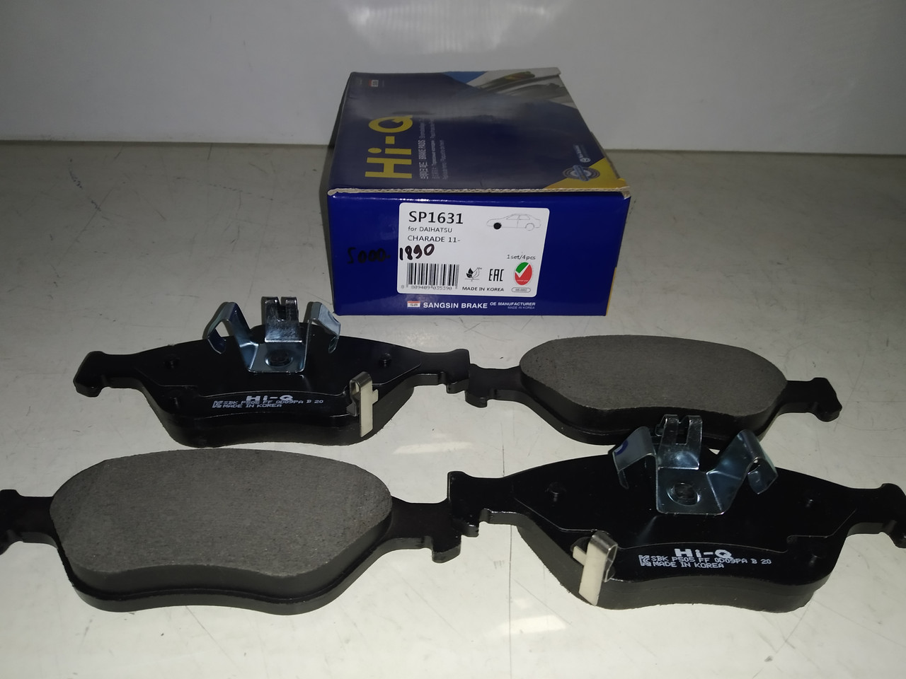 SANGSIN Колодки гальмівні передні TOYOTA YARIS 06-. DAIHATSU CHARADE 05.11-