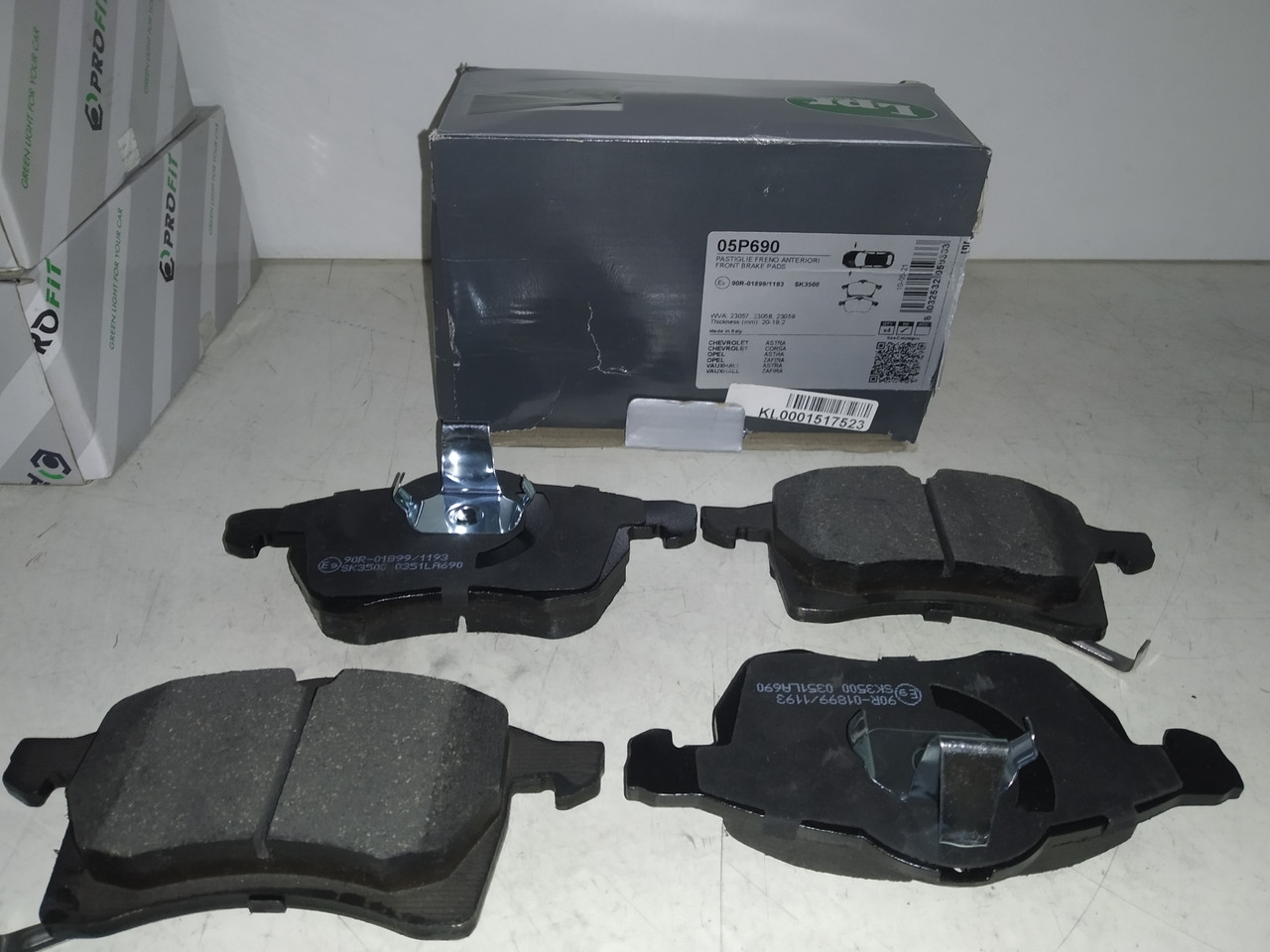 LPR Колодки гальмівні передні OPEL ASTRA G 1.8I,2.0I,2.0 DTI,2.2DTI,2.2I 98-, фото 1