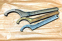 Ключ для круглых шлицевых гаек 45-52. СССР