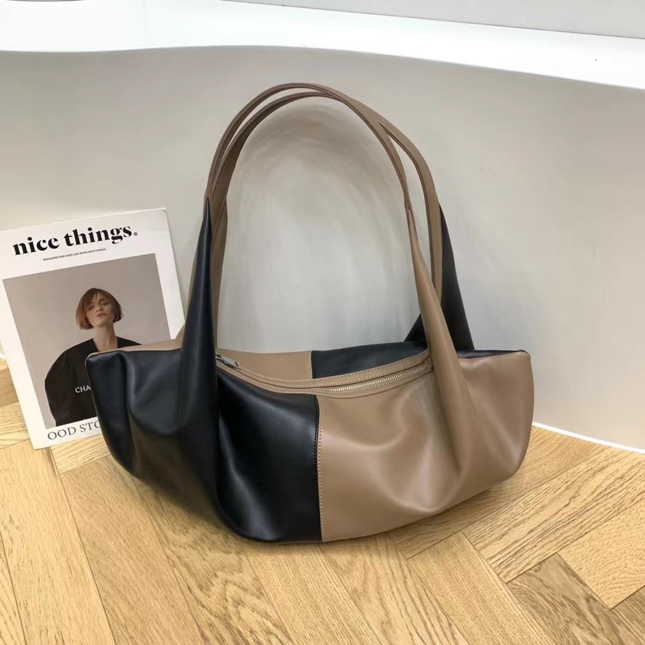 Жіноча сумка через плече Goodyfun 8796 "Крвелла" чорно-бежевий