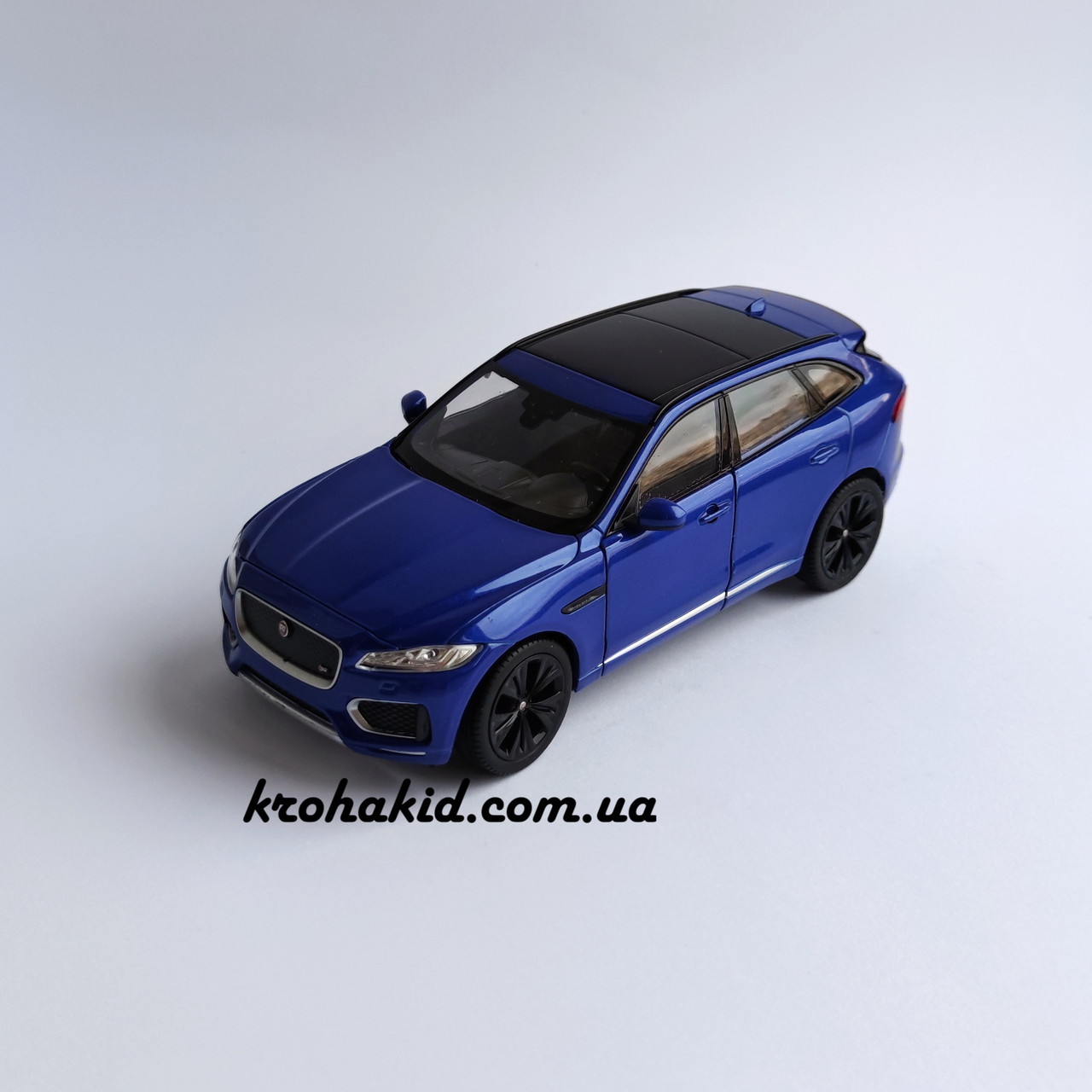 Металева машина JAGUAR F-Pace "Welly" масштаб 1:25, розмір 19 см