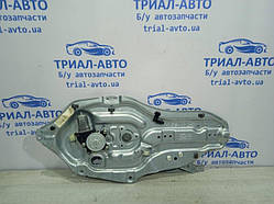 Склопідйомник передній правий Kia Cerato 2010-2012 824021M010 (Арт.20747)