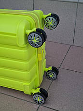 Валіза ручна поклажа ударостійка з поліпропілену MCS V305 S і M Туреччина Лимонна, фото 5