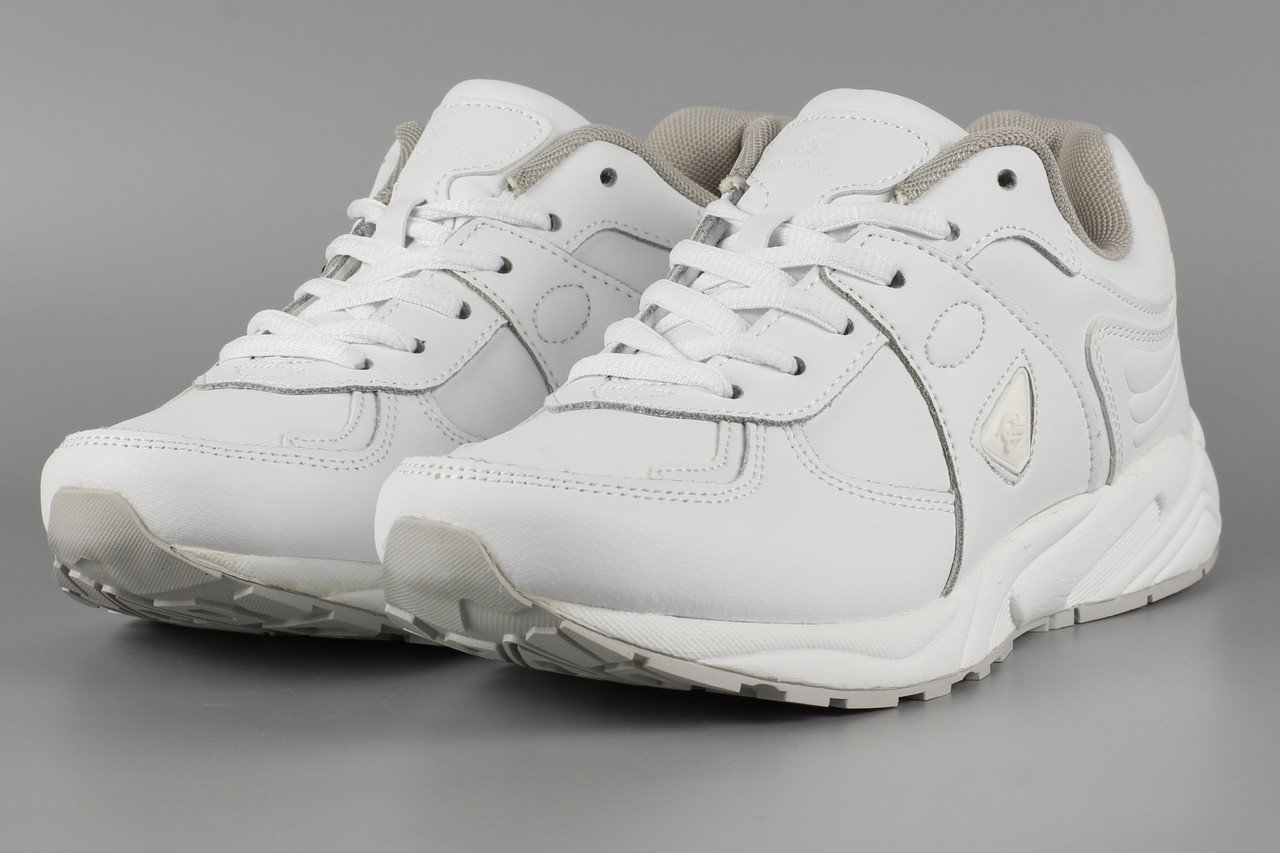 Кросівки унісекс жіночі шкіряні білі Royyna 038A-2 Ройна Бона Bona Розміри 37 38 39 40