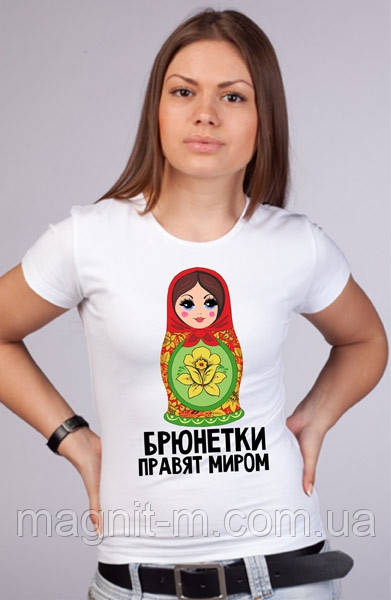 Футболка жіноча з принтом "Stay pawsitive"