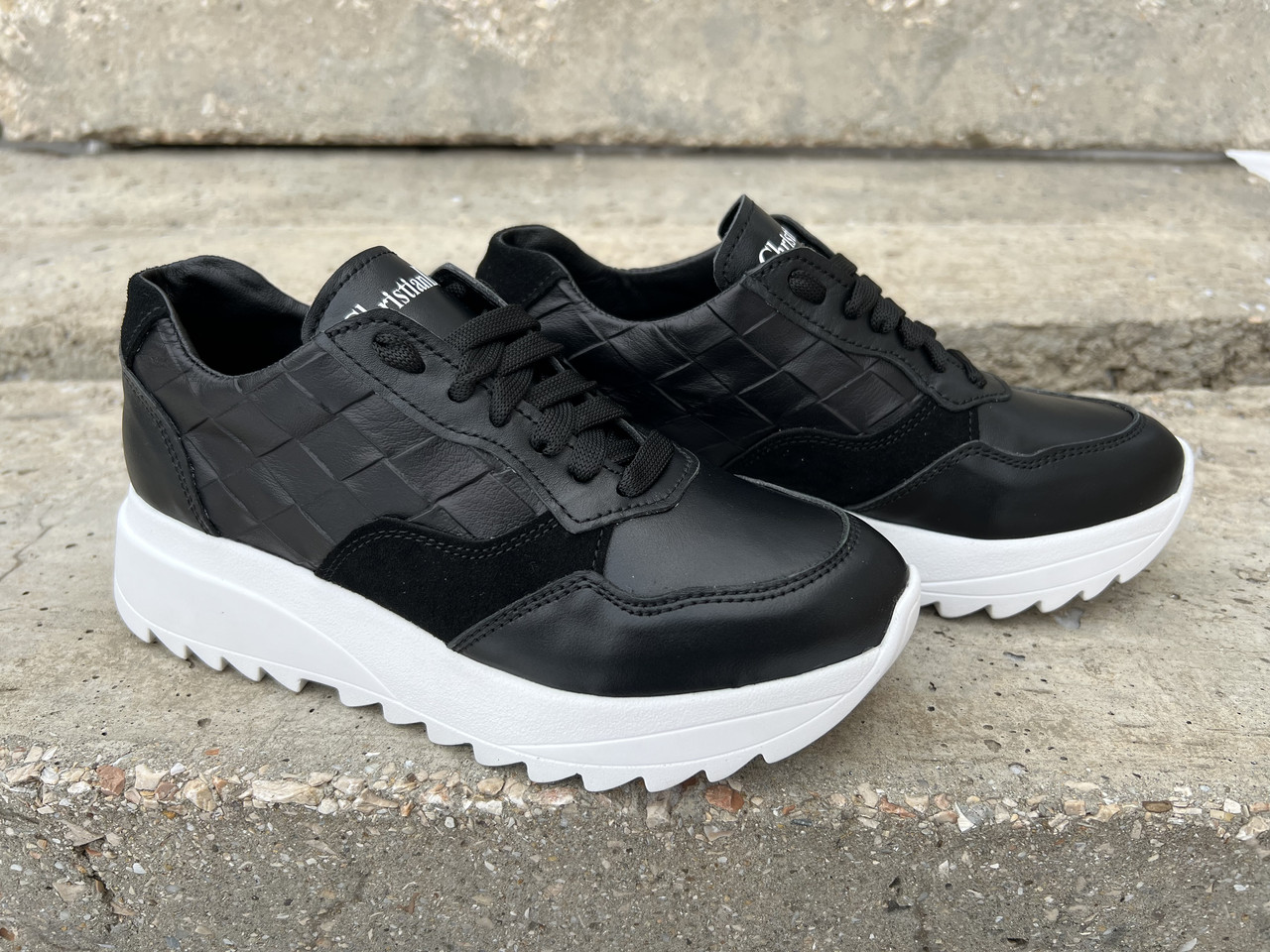 Жіночі дитячі кросівки Dior