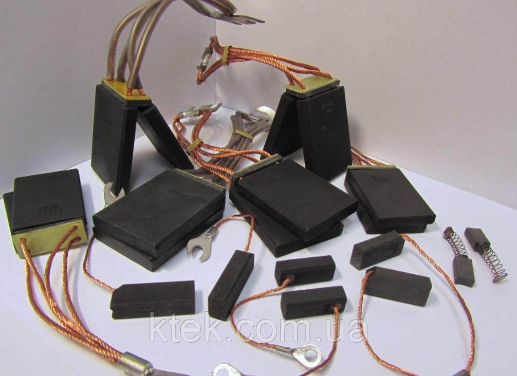 Електрощітки ЕG657 2/8х32х54 до тяг.двиг. ТІ-023 трамвая Т3М