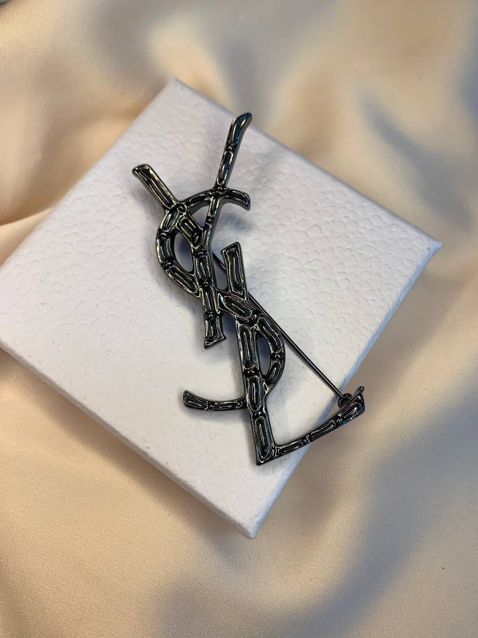 Сен Лоран стильна чорна брошка, фото 1