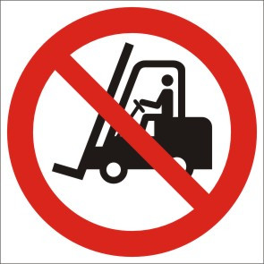 P006 Знак "Немає доступу до вилкових навантажувачів та інших промислових транспортних засобів" (ДСТУ EN ISO 70