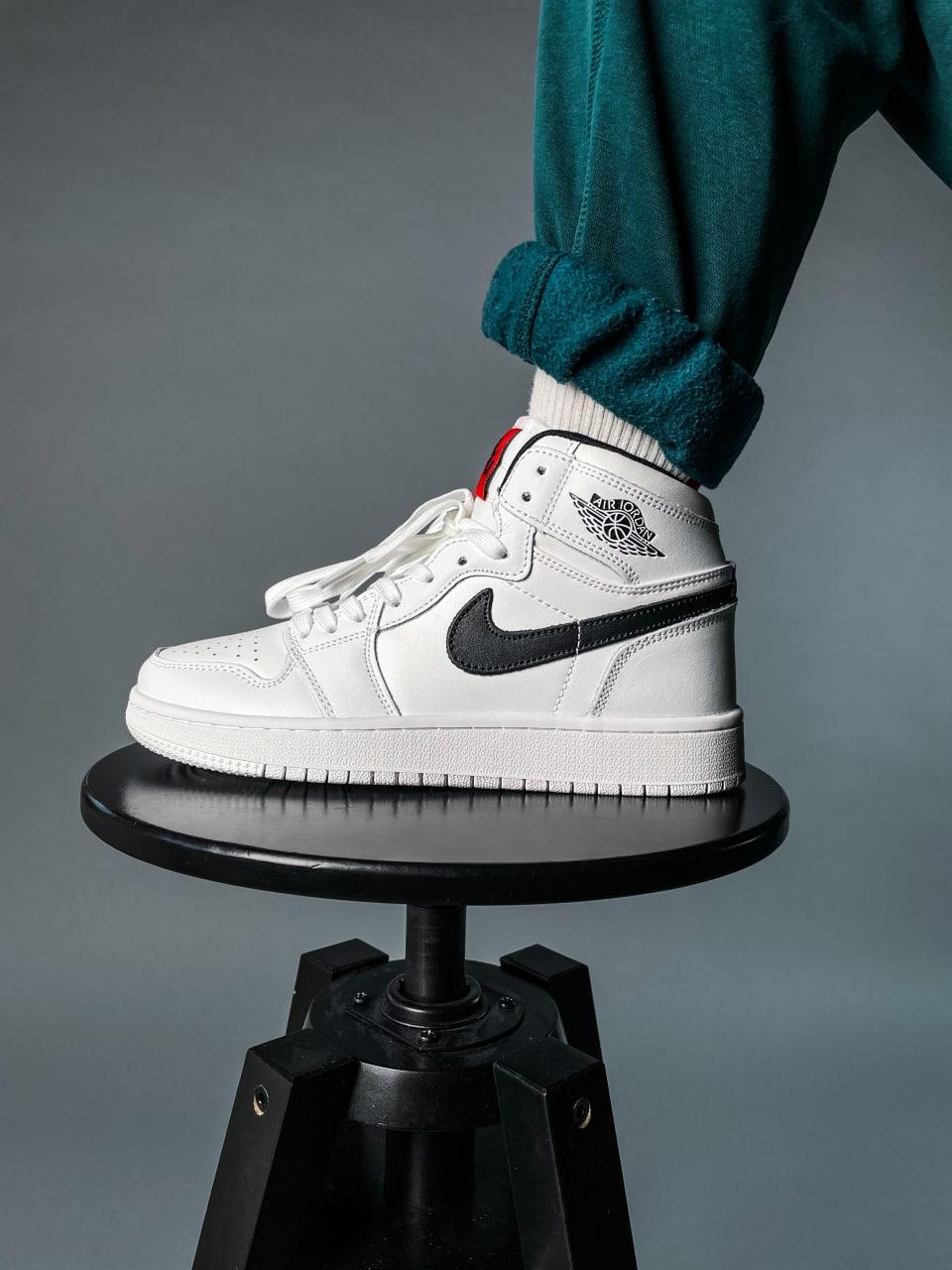 Жіночі кросівки Nike Air Jordan 1 Retro High Yin Yang White | Найк Аір Джордан 1