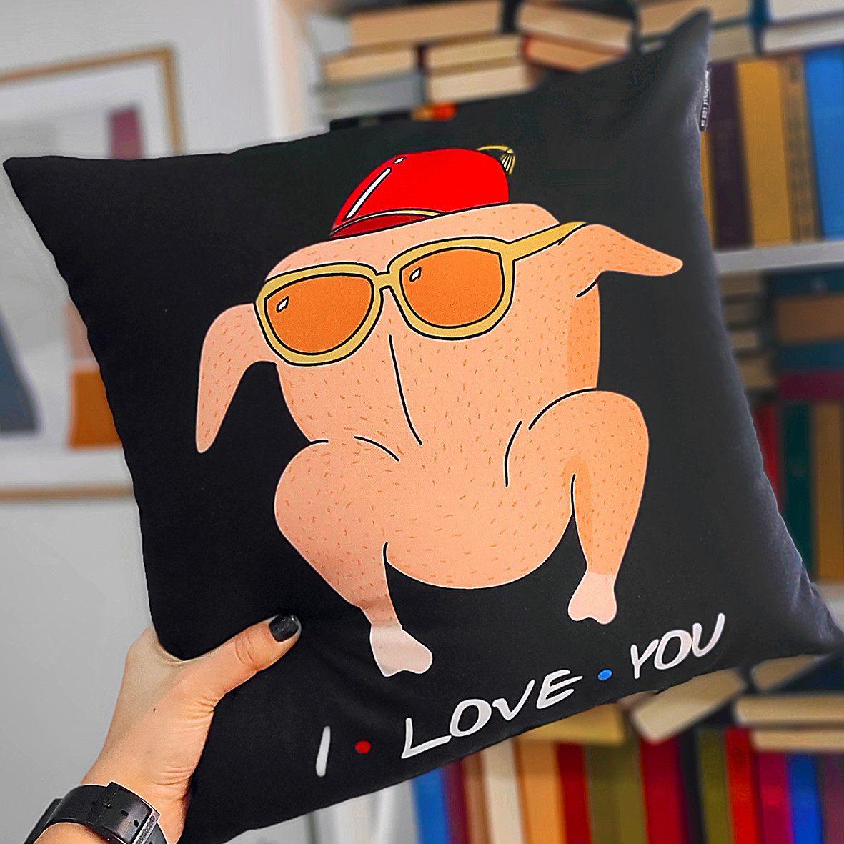 Подушка габардинова з принтом I love you (індичка з серіалу Friends) 50x50 см (5P_21L029)