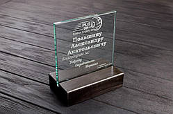 Нагорода акрилова, призова статуетка, сувенір з акрилу та дерева