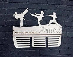 Іменна медальниця з фоторамкоїз дерева та фанери