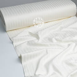 Страйп сатин, колір - молочний, ширина 240 см (№4031)