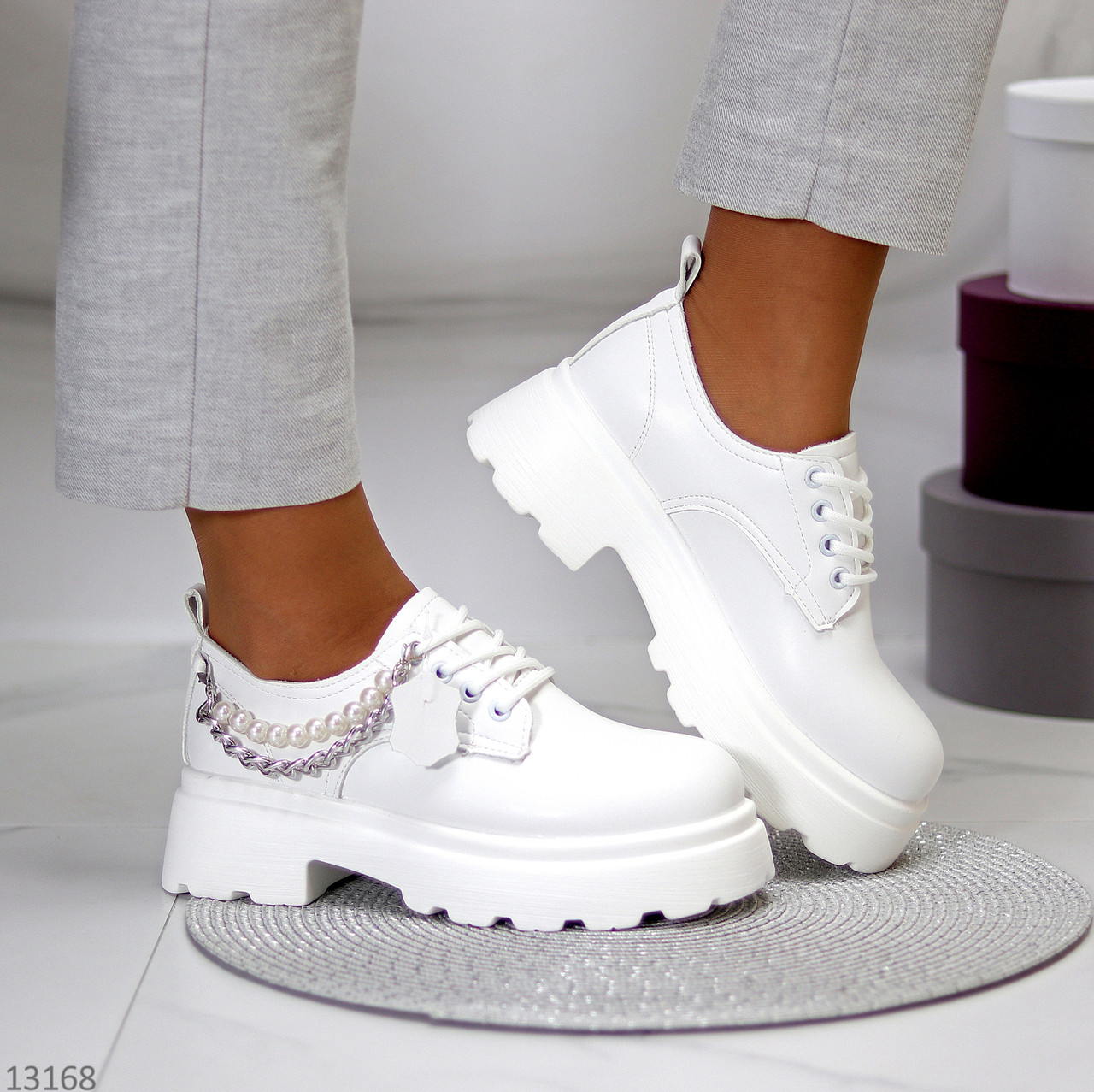 Ультра модные белые кожаные женские туфли натуральная кожа со съемным декором (обувь женская)