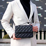 Стильна фактурна чорна міська жіноча сумка, регульований ремінь колір на вибір (взуття жіноче), фото 9