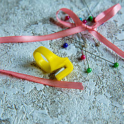 Ниткообрізувач-кільце / мікс кольорів / діаметр 1,6 см / замовлення від 1 шт