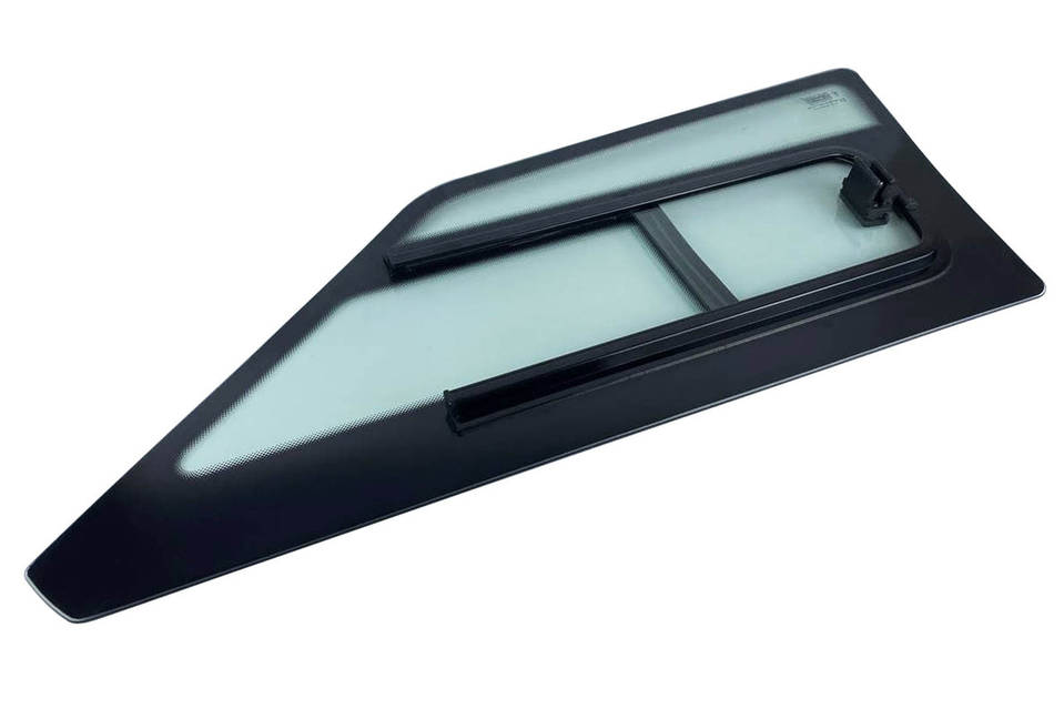 3676146228_w1280_h640_okno-