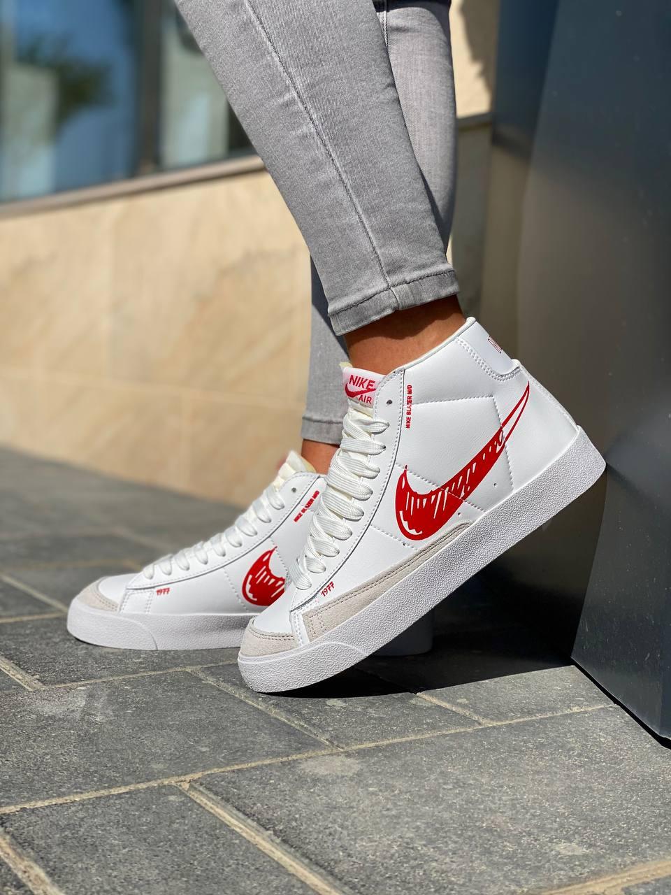 Чоловічі / жіночі кросівки Nike lazer 77 Mid Vintage II White Red | Найк Блейзер Білі